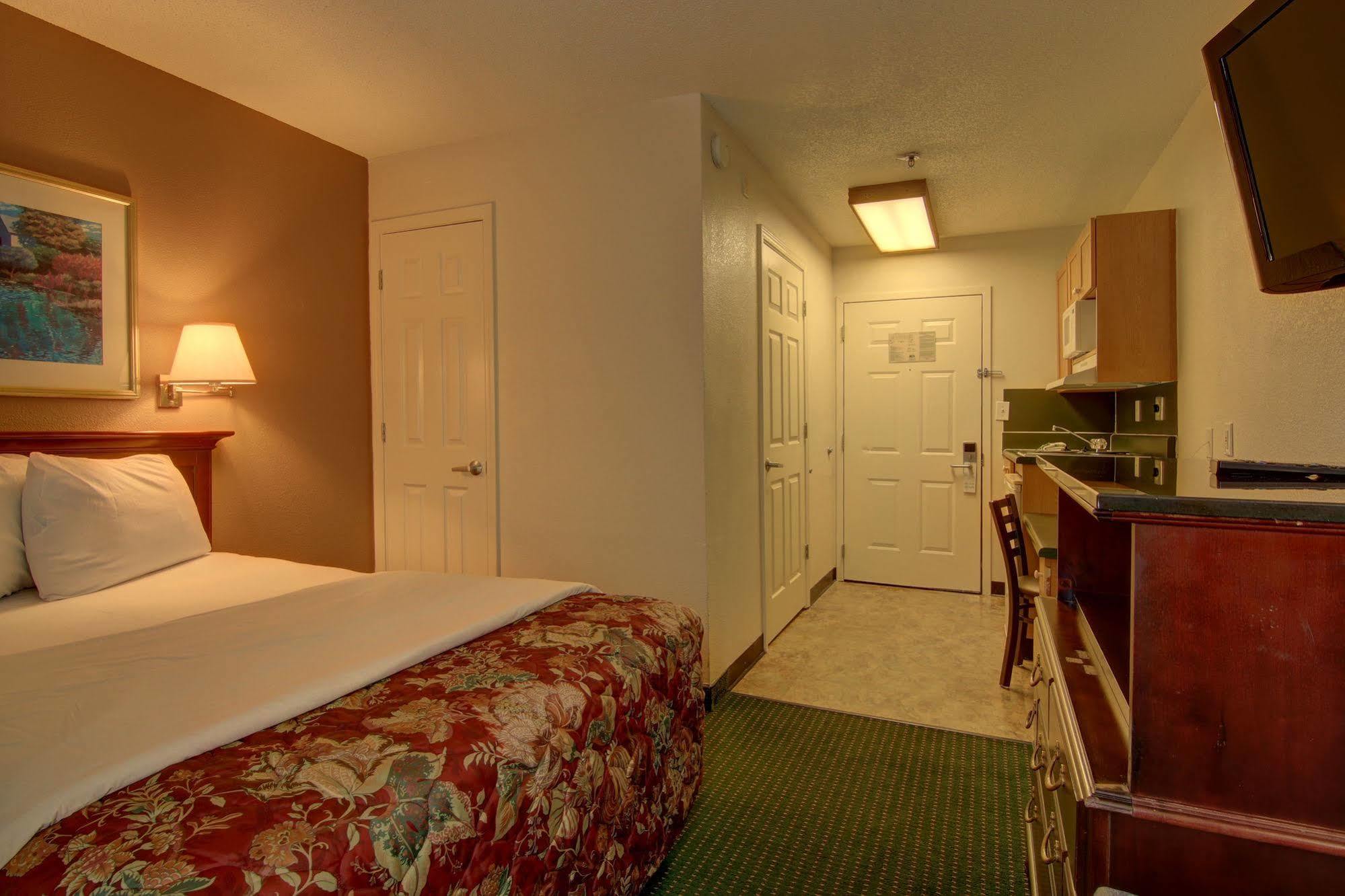 Intown Suites Extended Stay Atlanta Ga - Snellville Eksteriør bilde