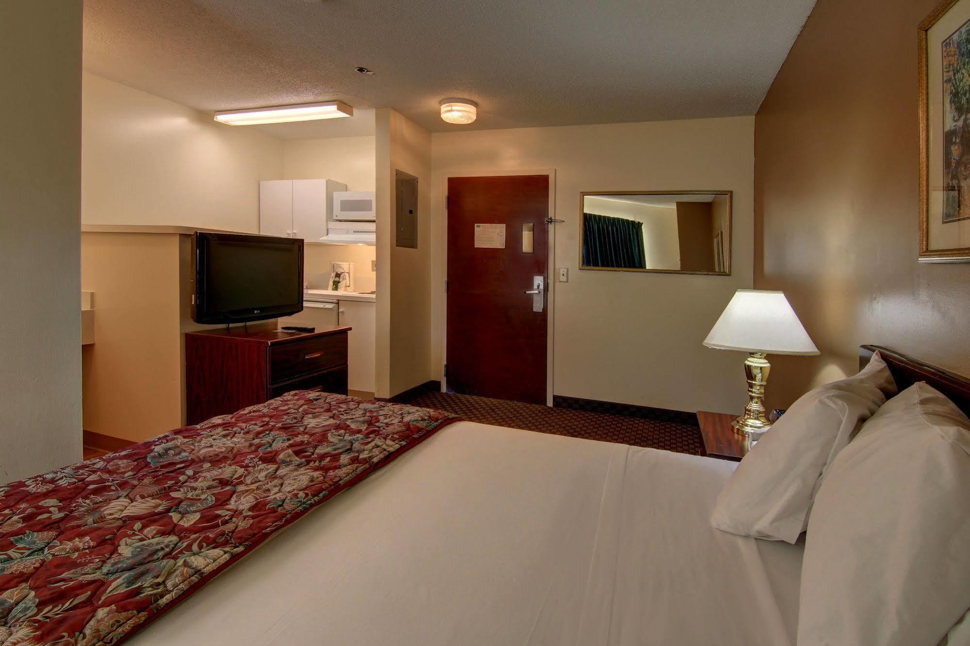Intown Suites Extended Stay Atlanta Ga - Snellville Eksteriør bilde